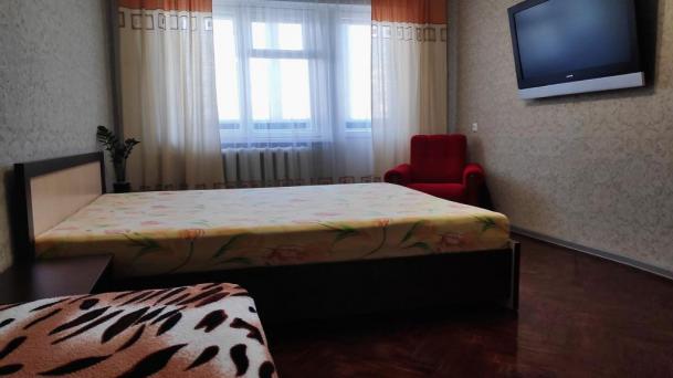 На часы-сутки-командировки-сессии, Восток