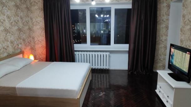 2 rooms Near Crown, Eurospar, BrSTU, Ice. Clock-day.